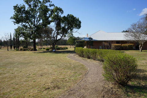 Glenmore Country Estate - Perths Hotel 1