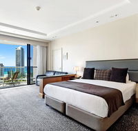 Gold Tower in the Oaks Hotel Surfers Paradise - 1019 - Perths Hotel