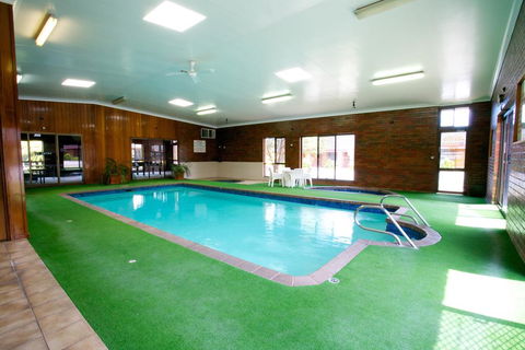 Golden Grain Motor Inn - Perths Hotel 2