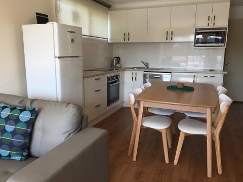 Gowings Of Mallacoota - Perths Hotel 0
