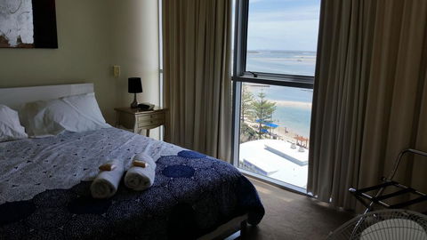 Grand Hotel Ocean View Apartment Labrador - Perths Hotel 2