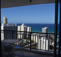 Great Escape at Chevron Renaissance - Perths Hotel