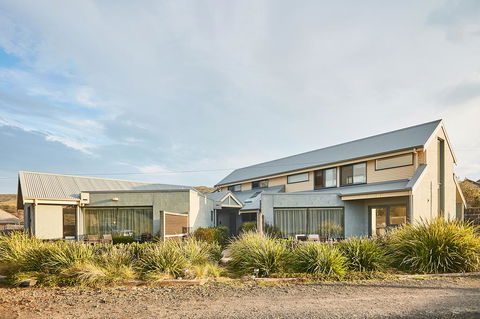 Great Ocean Walk Retreat - Perths Hotel 0