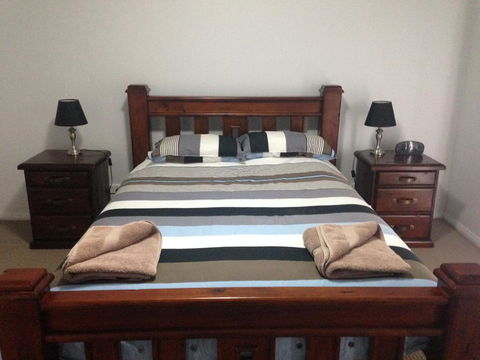 Griffith Prestige Apartments - Perths Hotel 1