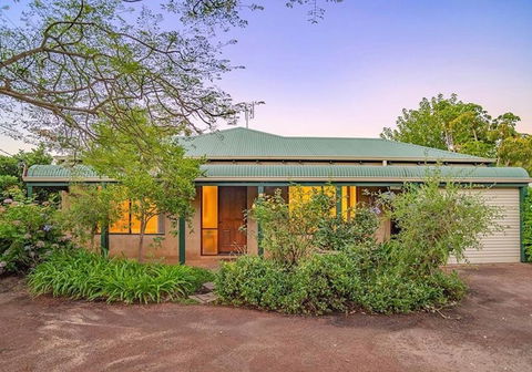 Hakea Haven - Perths Hotel 1