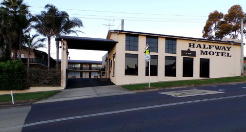Halfway Motel - Perths Hotel 0