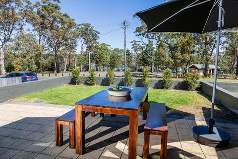 HARBOUR LIGHTS - Ulladulla - Perths Hotel 0