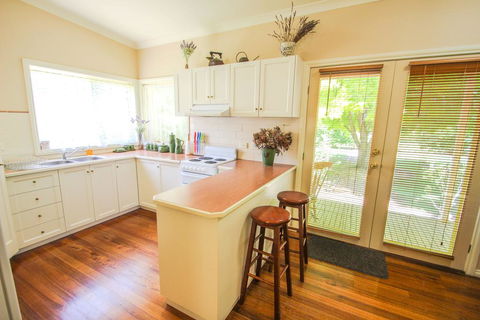 Harrietville Cottage - Perths Hotel 1