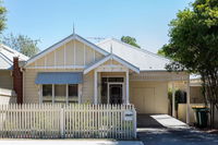 Book Healesville Accommodation Vacations Perths Hotel Perths Hotel