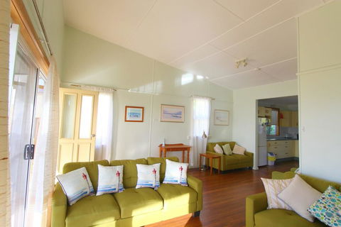 Hi View, 18 Dulconghi Street - Perths Hotel 3