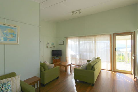 Hi View, 18 Dulconghi Street - Perths Hotel 2