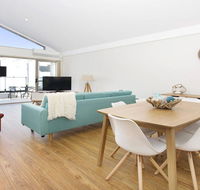 Hidden Gem On Manning - Great location opposite Surf Beach - Perths Hotel
