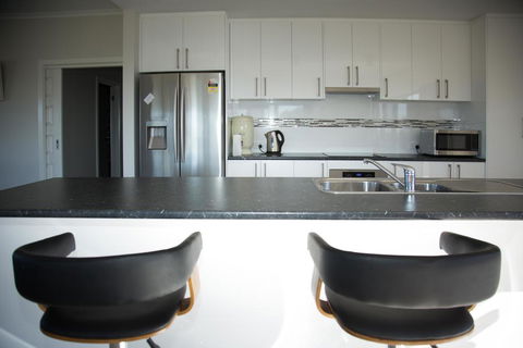 Highview On Victoria Coffin Bay - Perths Hotel 2