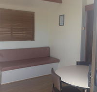 Hillcrest Tourist Park - Perths Hotel