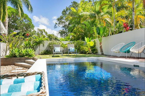 Hilltop Rainforest Retreat - Perths Hotel 3