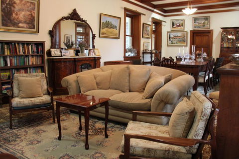 Historic Merryville Homestead - Perths Hotel 3