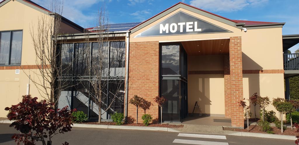 Darraweit Guim VIC Perths Hotel