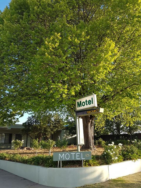 Holbrook SKYE Motel - Perths Hotel 0