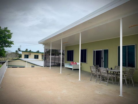Holiday Rental - Huge House With Beach Views - Perths Hotel 2
