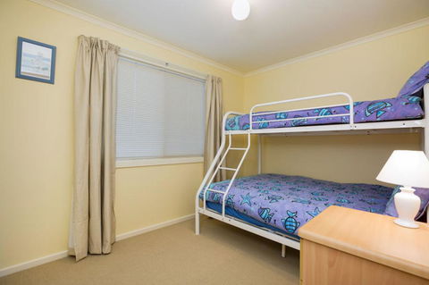 Holidays At Hollydene - Perths Hotel 2