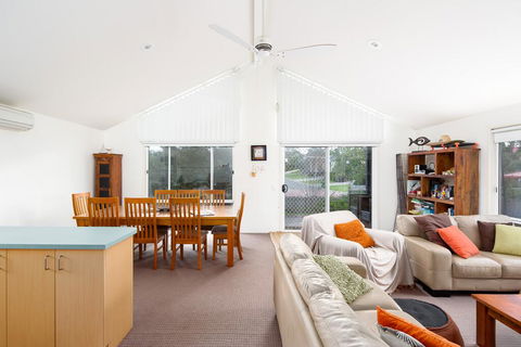 Island Villa - Perths Hotel 2