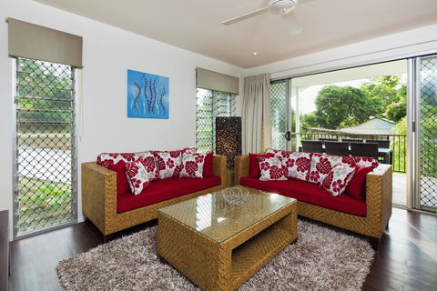Island Villas & Apartments - Perths Hotel 2
