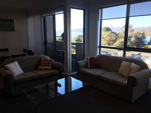 Jasper 1 Town Centre Jindabyne - Perths Hotel 3