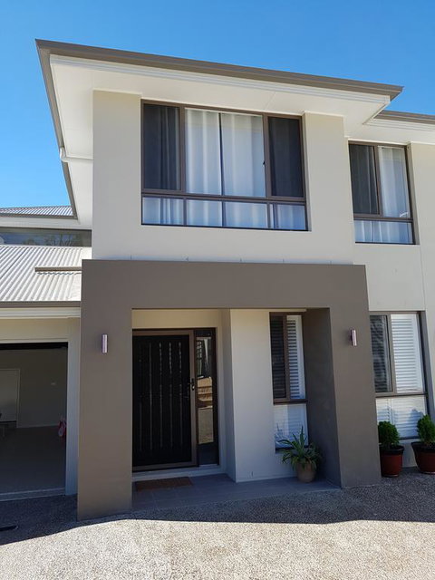 Jasper Place - Perths Hotel 0