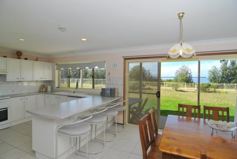 Jervis Bay Beachfront - Perths Hotel 0