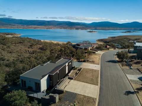 JINDY HOUSE BRAND NEW And STYLISH AMAZING VIEWS - Perths Hotel 2