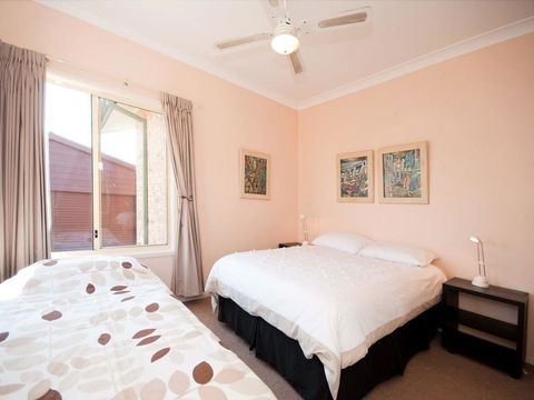 Just 4 Fun - Perths Hotel 2