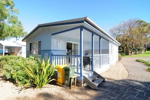 Kendalls Beach Holiday Park - Perths Hotel 0