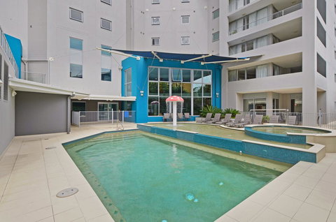 Ki-Ea 538 67 William Street - Perths Hotel 0