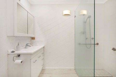 Kianga Parade Beach House - Perths Hotel 3