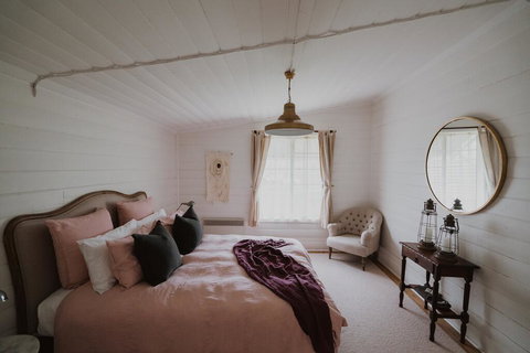 Kimo Estate - Perths Hotel 0