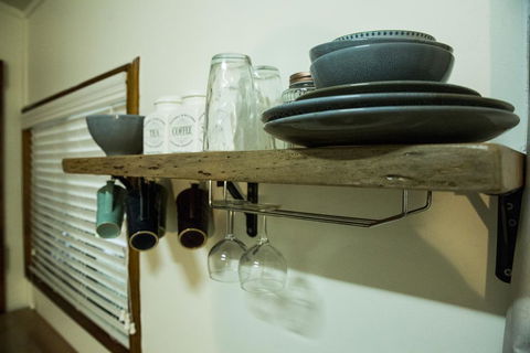 Kingfisher Cabin - Perths Hotel 1
