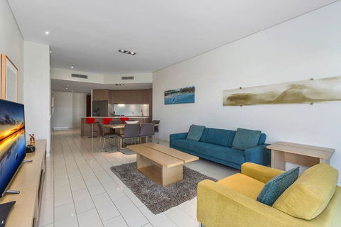 KINGSCLIFF COAST CULTURE 1208 - Perths Hotel 2