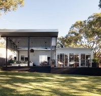Kirby's Berrara Beach House - Perths Hotel
