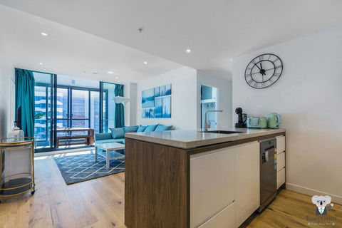 KOZYGURU FORTITUDE VALLEY HOLIDAY STYLE 2 BED APT FREE PARKING QFV211-1601 - Perths Hotel 3