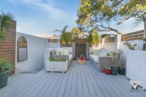 KOZYGURU ROZELLE COSY DREAM HOLIDAY HOME 3 BED HOUSE + FREE NRZ196 - Perths Hotel 1