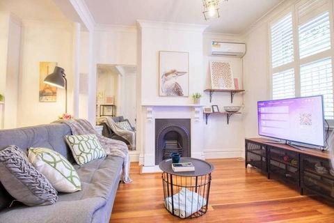 KOZYGURU Surry Hill 3 Bed Terrace Walk To Central Station - Perths Hotel 2