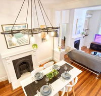 KOZYGURU Surry Hill 3 Bed Terrace Walk to Central Station - Perths Hotel