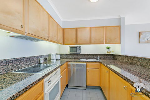 KOZYGURU THE ROCKS HARBOUR BRIDGE VIEW 1 BED APT SWIMMING POOL NTR098 - Perths Hotel 3