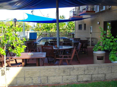 Kurrimine Beach Motel - Perths Hotel 1