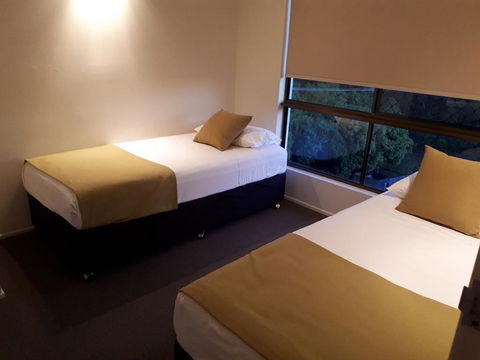 L'Amor Holiday Apartments - Perths Hotel 2