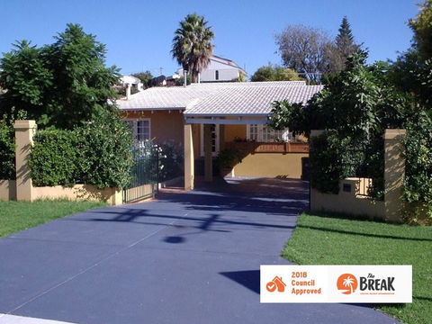 La Cote D Or - Mediterranean Cottage - Perths Hotel 0