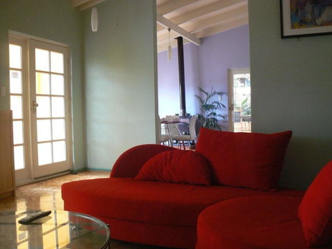 La Cote D Or - Mediterranean Cottage - Perths Hotel 3