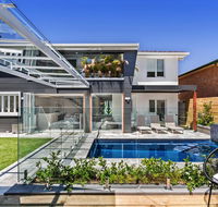 La Luna - Shoal Bay - Perths Hotel