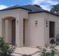 Lake Estate Stay - Perths Hotel