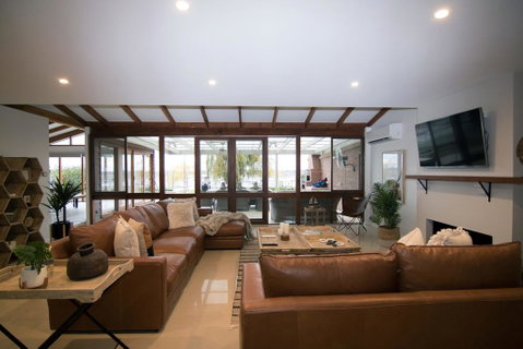 Lake House 61 Mulwala - Perths Hotel 1